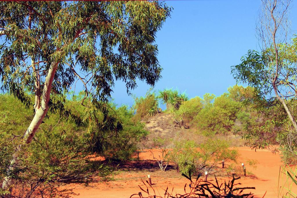 Отель Kooljaman Dampier Peninsula Экстерьер фото